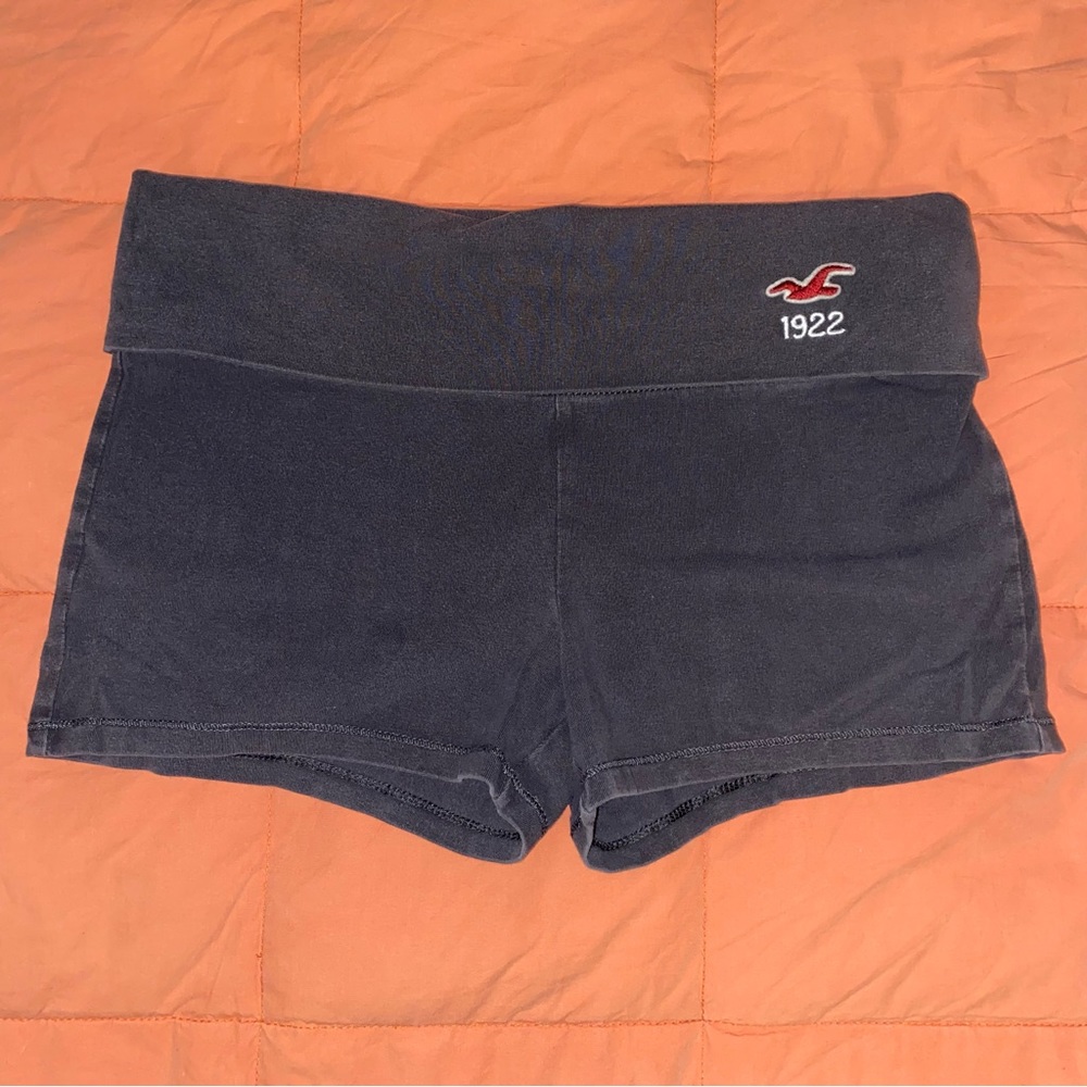 Hollister stretchy yoga short shorts